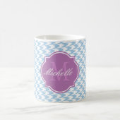 Placid Blue Hahnentrittmuster Monogram Tasse (Mittel)