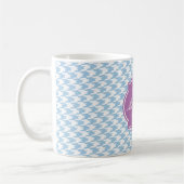 Placid Blue Hahnentrittmuster Monogram Tasse (Links)