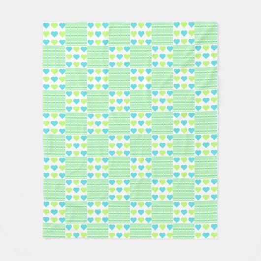 Plaid and Hearts Blue Yellow Pattern with white Fleecedecke (Vorderseite)
