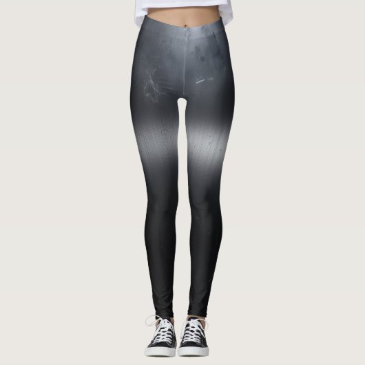 Plain Black Women Leggings –  EverydayComfort (Vorderseite)