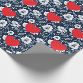 Plain Modern Love Heart & Flowers Geschenkpapier (Ecke)