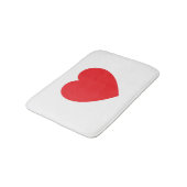 Plain Modern White Red Love Heart Graphic Badematte (Schrägansicht)