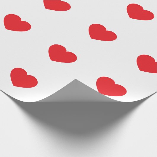 Plain Modern White Red Love Heart Graphic Geschenkpapier (Ecke)