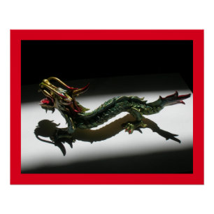 Plakat - Drache im Rampenlicht Poster