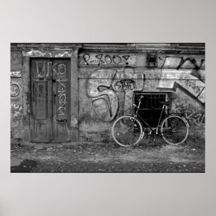Plakat - Fahrrad lehnt an Wand