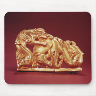 Plakette, die einen Greif in Angriff nimmt ein Mousepad