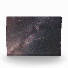 Plane crossing the Milky Way (2024) Fotoblock