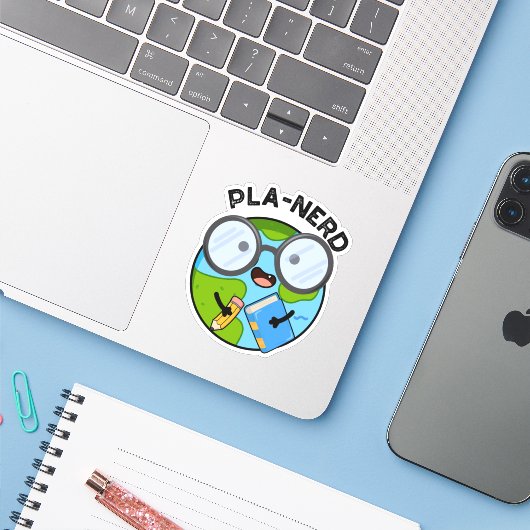 Planerd Funny Planet Puns Aufkleber (Laptop mit iPhone)