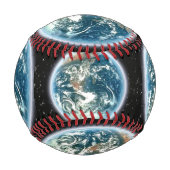 Planet Erde aus dem Astro-Game-Ball im Weltraum Baseball (Rückseite)