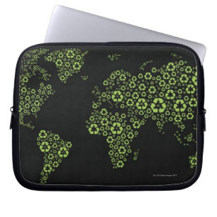 Planet Erde, bestehend aus recycelnd Symbolen Laptopschutzhülle