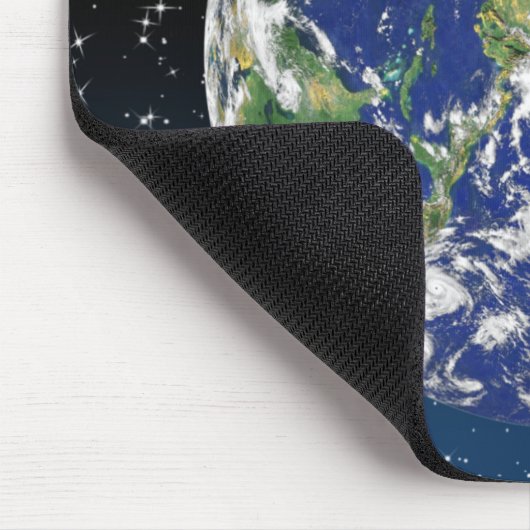 Planet Erde im Weltraum Mousepad (Ecke)