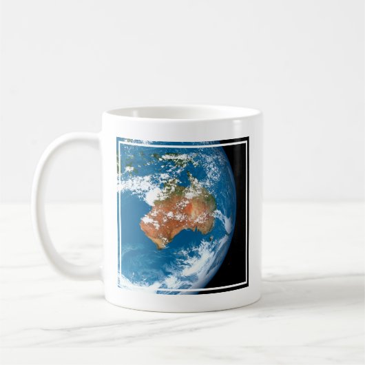 Planet Erde mit Wolken über Australien. Kaffeetasse (Links)