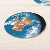 Planet Erde mit Wolken über Australien. Runder Pappuntersetzer (Angewinkelt)