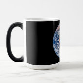 Planet-Erde-Sicht von Apollo 17 Verwandlungstasse (Links)