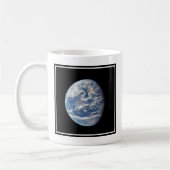 Planet Erde von der Apollo 11 Crew genommen. Kaffeetasse (Links)