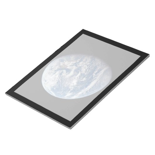 Planet Erde von der Apollo 11 Crew genommen. Notizblock (angewinkelt)