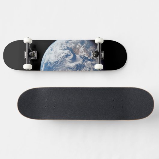 Planet Erde von der Apollo 11 Crew genommen. Skateboard (Horizontal)