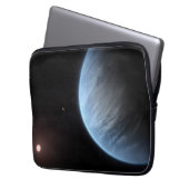 Planet K2-18b, Host Star und Begleitplanet. Laptopschutzhülle (Vorderseite Links)