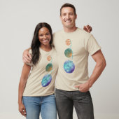 Planeten der Schöpfung mit Wasserkaskaden, die fal T-Shirt (Unisex)