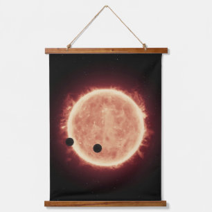 Planeten, die den roten Zwergstern in Trappist-1 ü Wandteppich Mit Holzrahmen