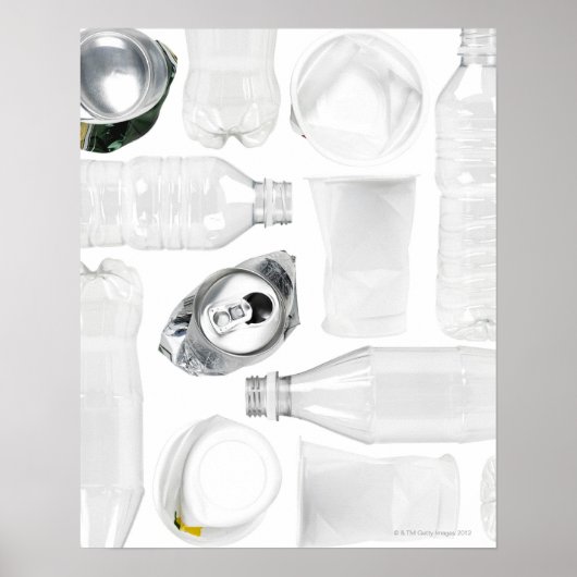 Plastikflaschen, Tassen und Aluminium-Dosen auf Poster (Vorne)