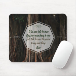 Plato inspirierendes Zitat "Weiße Männer reden" Mousepad