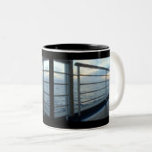 Plattform-waagerecht ausgerichtete Ansicht-Tasse Zweifarbige Tasse (VorderseiteRechts)