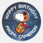 PLATZ | Snoopy Astronaut | Happy Birthday Runder Aufkleber (Vorderseite)