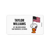 PLATZ | Snoopy mit Flaggenastronaut Adressaufkleber (Vorne)