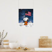 PLATZ | Snoopy mit Flaggenastronaut Poster (Küche)