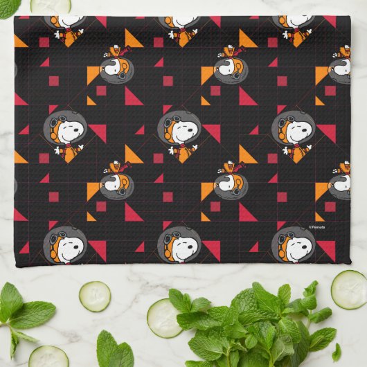 PLATZ | Snoopy Space Anzug Schwarzes Muster Geschirrtuch (Gefaltet)
