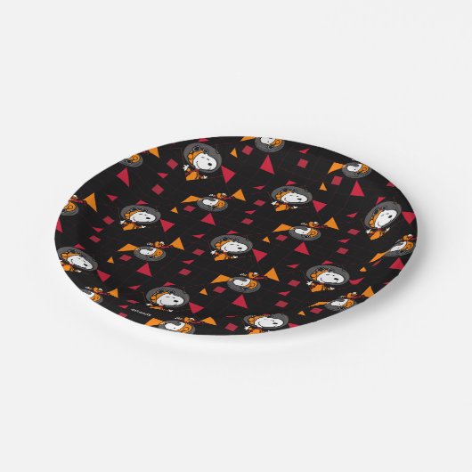 PLATZ | Snoopy Space Anzug Schwarzes Muster Pappteller (Schrägansicht)