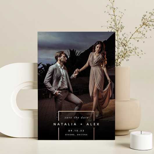 Platz weg | Modernes vertikales Foto Save the Date Folieneinladung