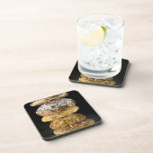 Plätzchen in einem Stapel Untersetzer (Rechte Seite)