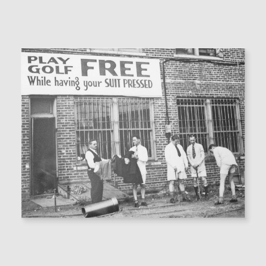 Play Golf Free (While Having Your Suit Pressed) Po Magnetkarte (Vorderseite)