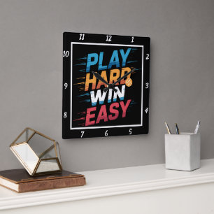 Play Hard Win Easy Basketball Quadratische Wanduhr