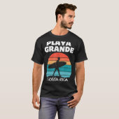 PLAYA GRANDE COSTA RICA Surf Retro Sunset Surfing T-Shirt (Vorne ganz)