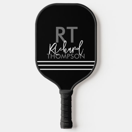 Player Monogram (Name initial) auf Black Pickleball Schläger (Vorderseite)