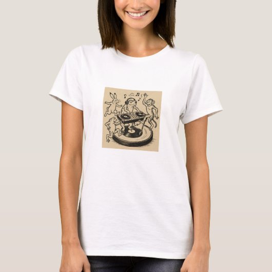 Playful Animals in Traditional Japanese Scroll-Sty T-Shirt (Vorderseite)