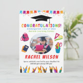 Playful Colorful Kindergarten Abschluss (Stehend Vorderseite)