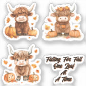 Playful Highland Cow Tiny Sticker Sheet (Vorderseite)
