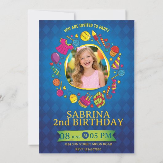 Playful Kids Birthday Invitation – Doodle Party Einladung (Vorderseite)