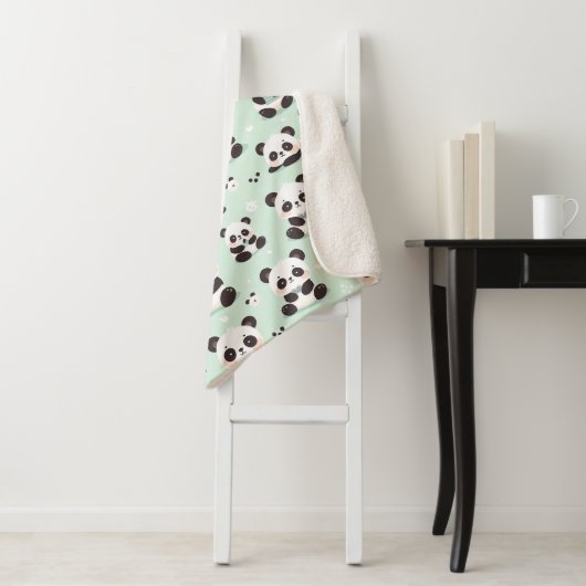 Playful Panda Pattern Sherpadecke (Beispiel)