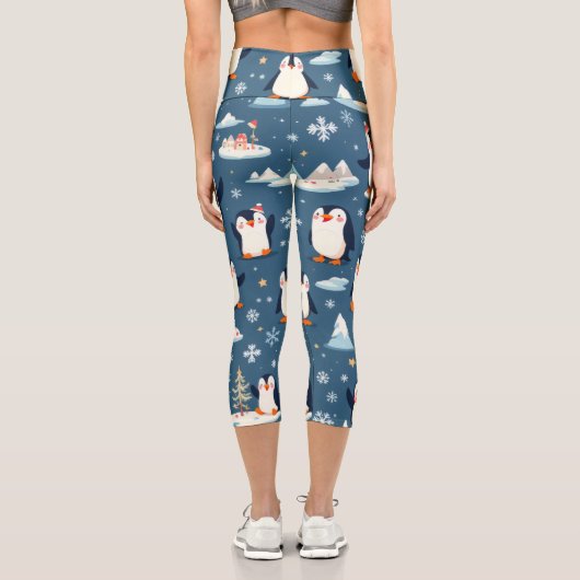 Playful Pinguin Pattern Capri Leggings (Rückseite)