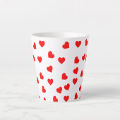 Playful Red Hearts Milchtasse (Vorderseite)