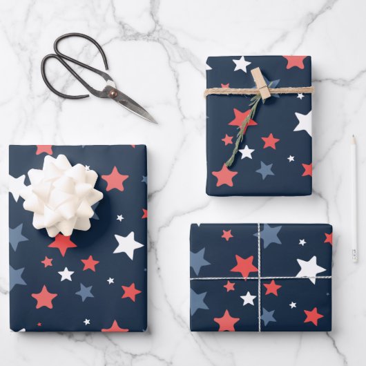 Playful Red White Blue Star Gift Wrap Geschenkpapier Set (Vorderseite)