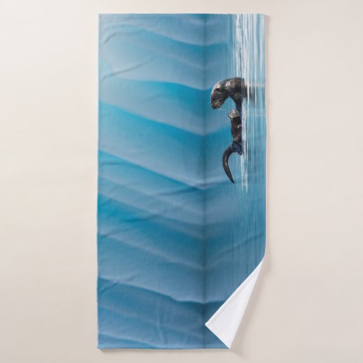 Playful Sea Otter Badehandtuch (Badehandtuch)