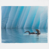 Playful Sea Otter Fleecedecke (Vorderseite (Horizontal))