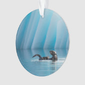 Playful Sea Otter Ornament (Vorderseite)