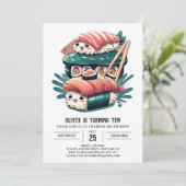 Playful Sushi Rolls Editable Geburtstag Einladung (Stehend Vorderseite)